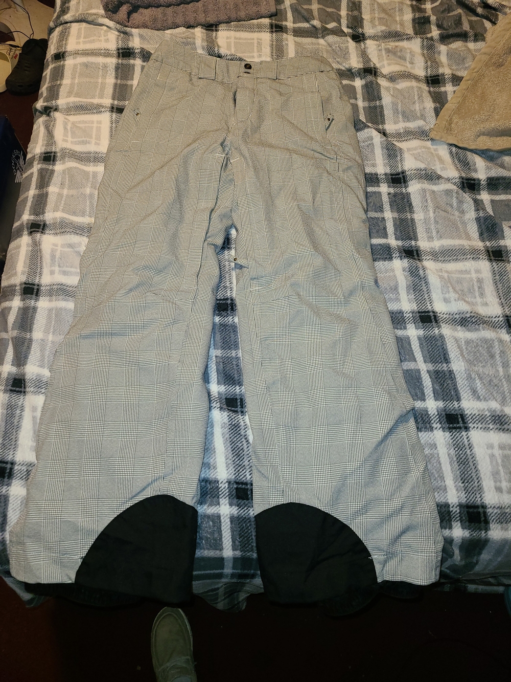 Columbia Men's Light Gray Plaid Snow Pants with Black Knee Panels